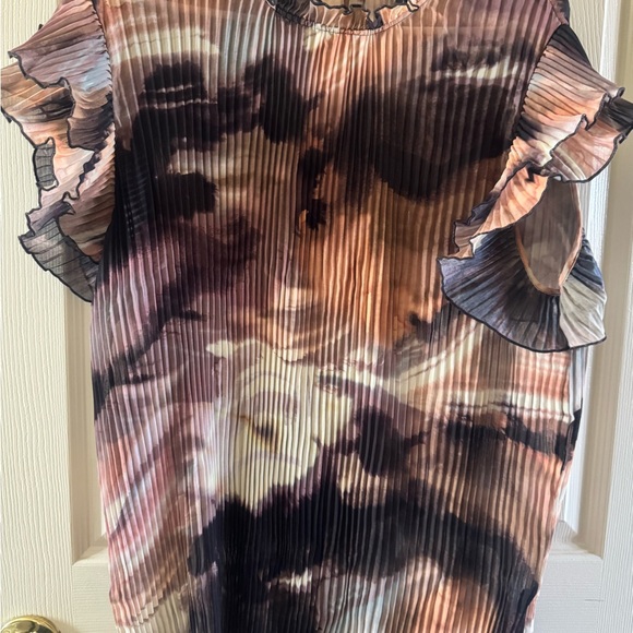 Women's Ruffled Top - Multicolor - Picture 2 of 5